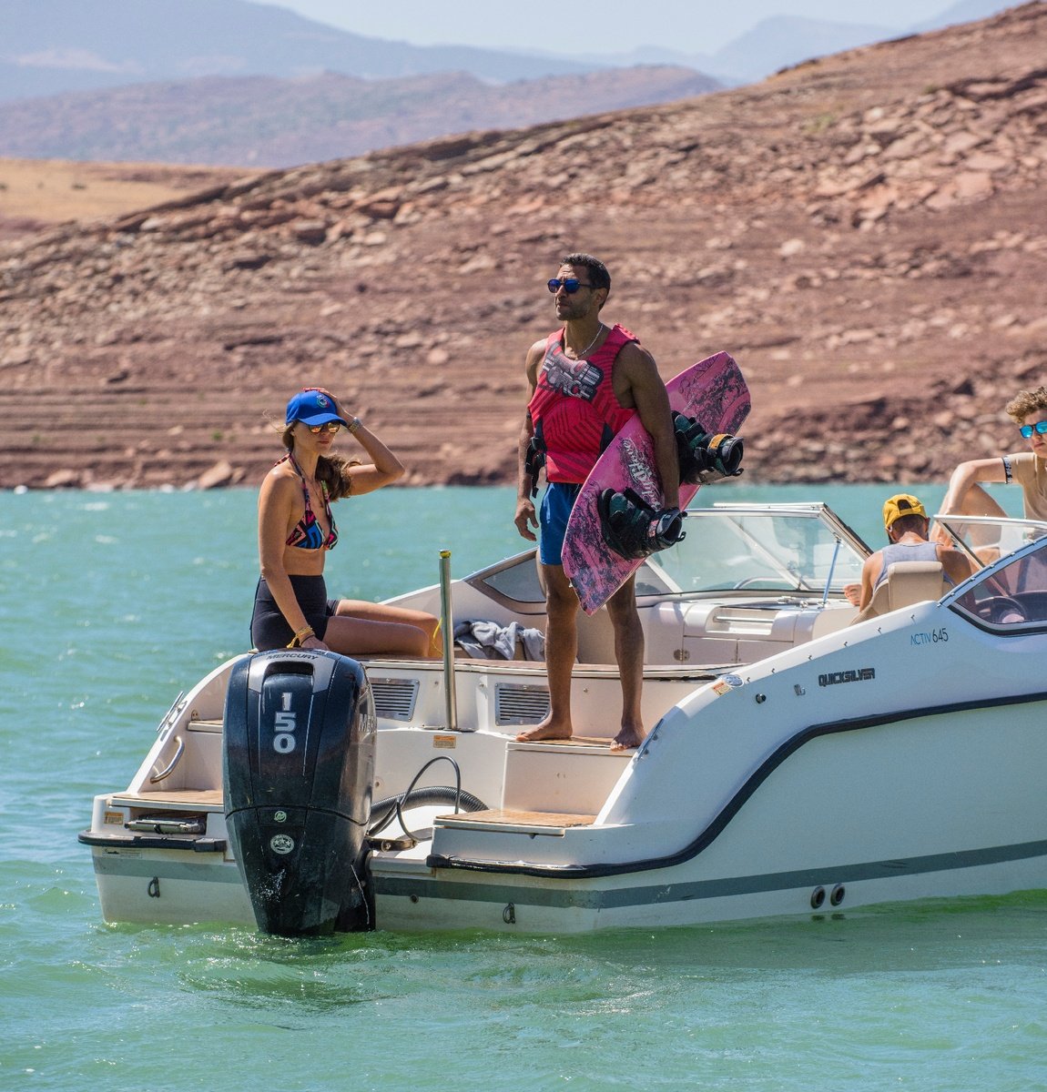 Base nautique sur le lac